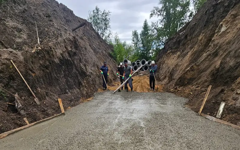 В Костанайской области ремонтируют дамбу, которая спасла от паводка