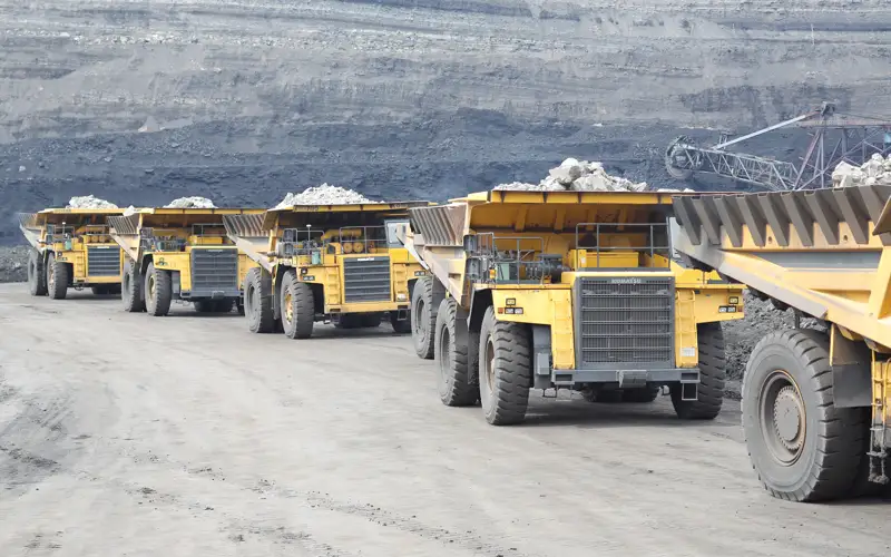 рабочие, машинисты, карьер