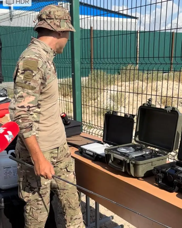 Әскери-теңіз күштер