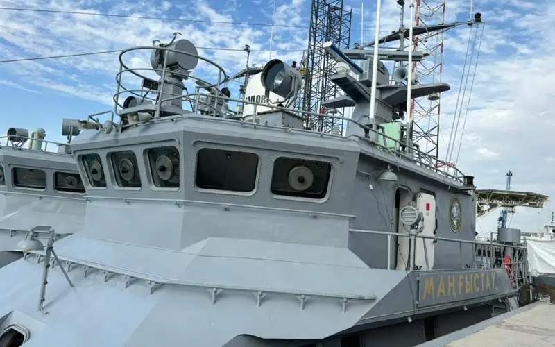 Военно-морские силы отметили 28-ю годовщину поднятия флага Военно-морские силы