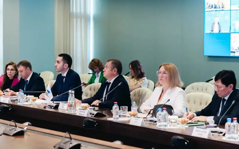 Эрон ЕОИИда кузатувчи давлат мақомини сўради