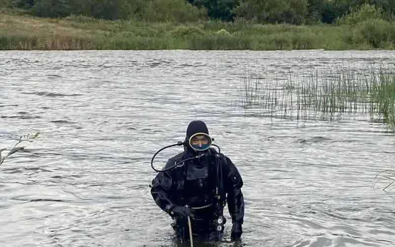 утонули в реке