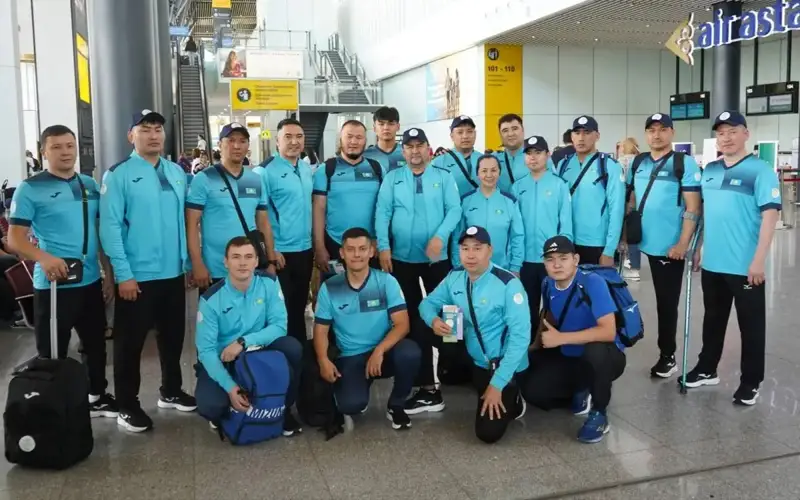 Қозоғистонлик пара спортчилар Парижга жўнаб кетди