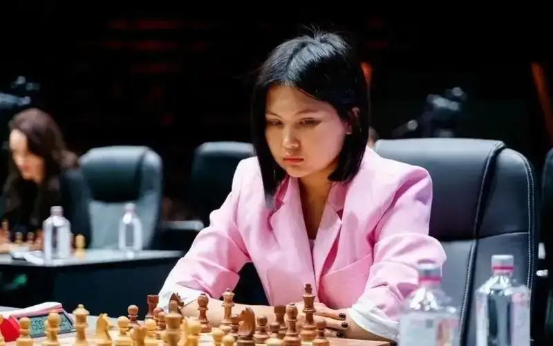 Bibisara Assaubayeva claims silver at 2024/2025 Women’s Grand Prix inTbilisi