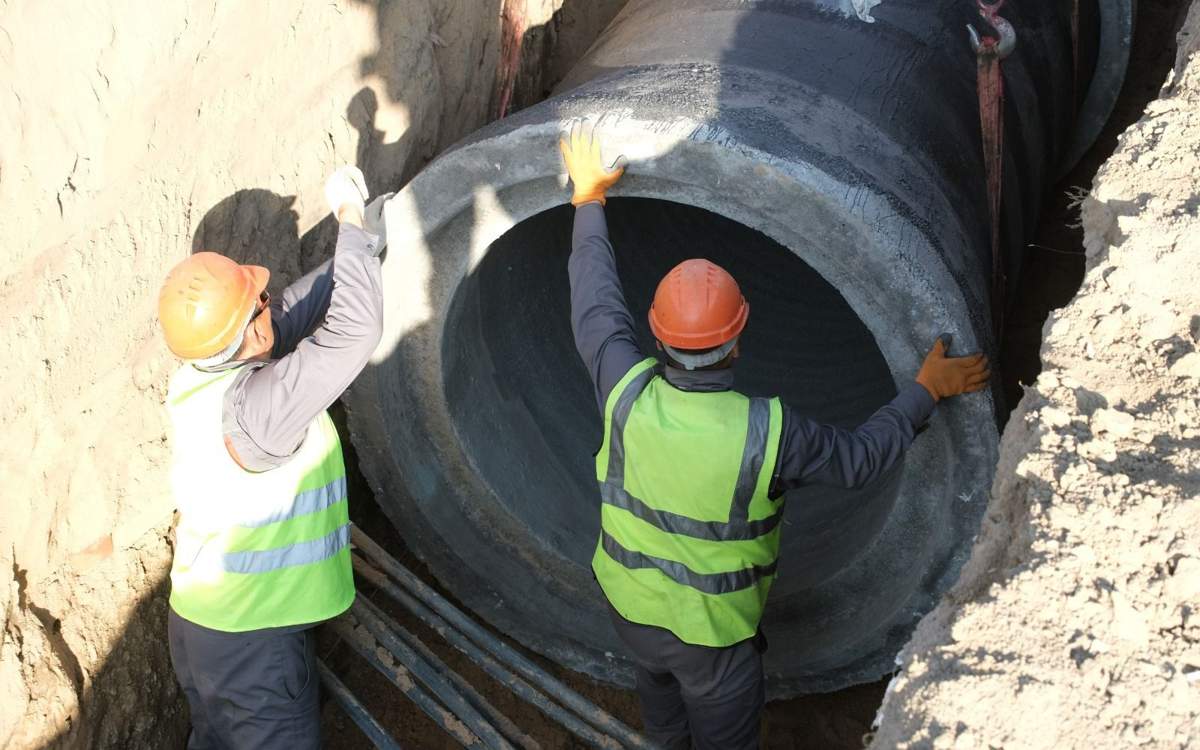 Мұғалімнің минет порно видеосы Черный Ярдағы порно секс