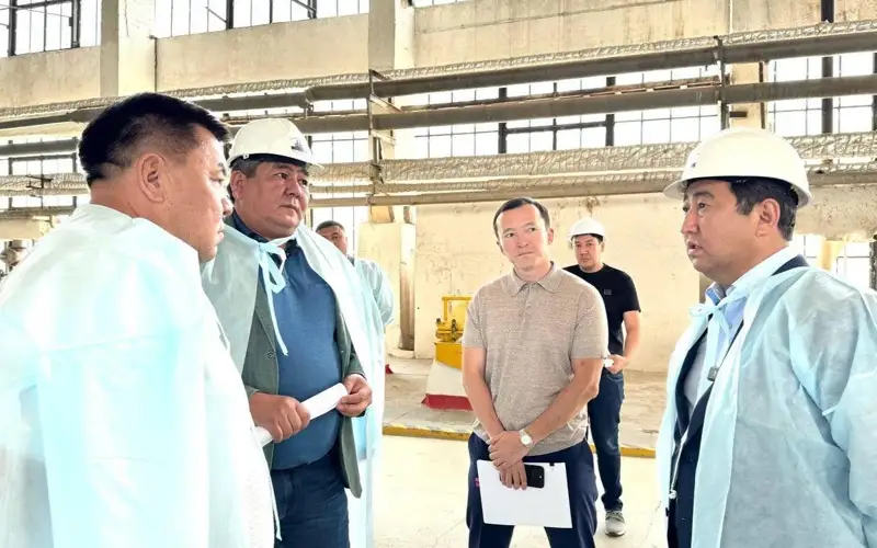 Айдарбек Сапаров