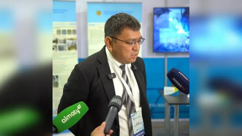 Асхат Дүйесенбаев