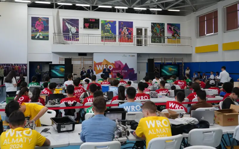 Елдің үздік робототехниктері анықталды