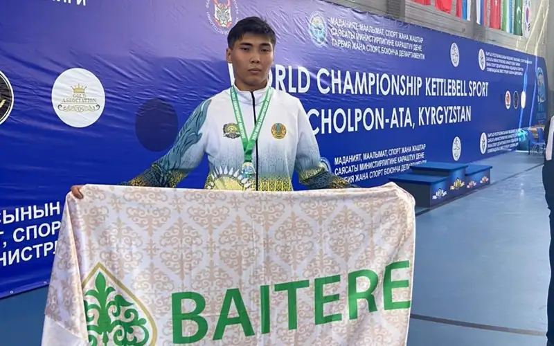 Қазақстандық гір көтерушілер халықаралық жарыста топ жарды