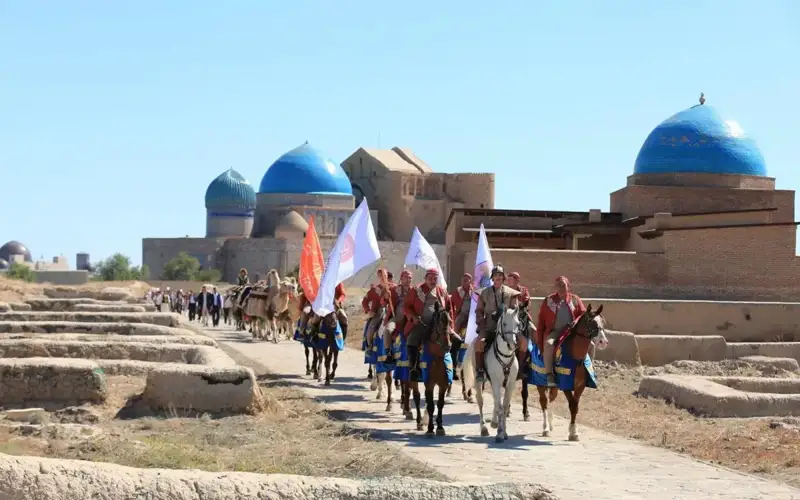 Туркистондан Астана шаҳрига «Бірлік керуені»  келаяпти