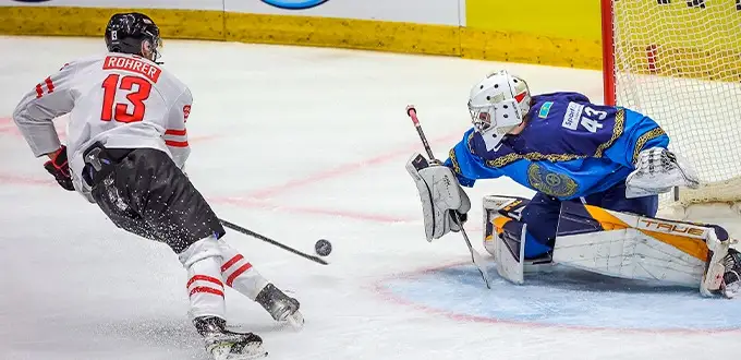 Сборная Казахстана по хоккею сыграла с командой Австрии