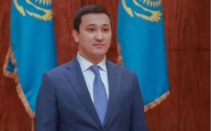 замакима г.Усть-Каменогорска по вопросам экономики Нурсултан Маратов