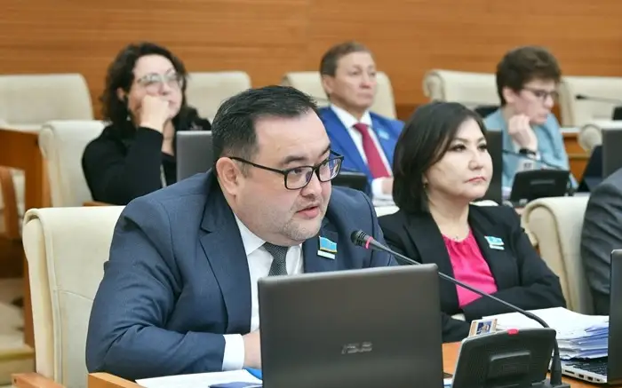 Самат Нұртаза