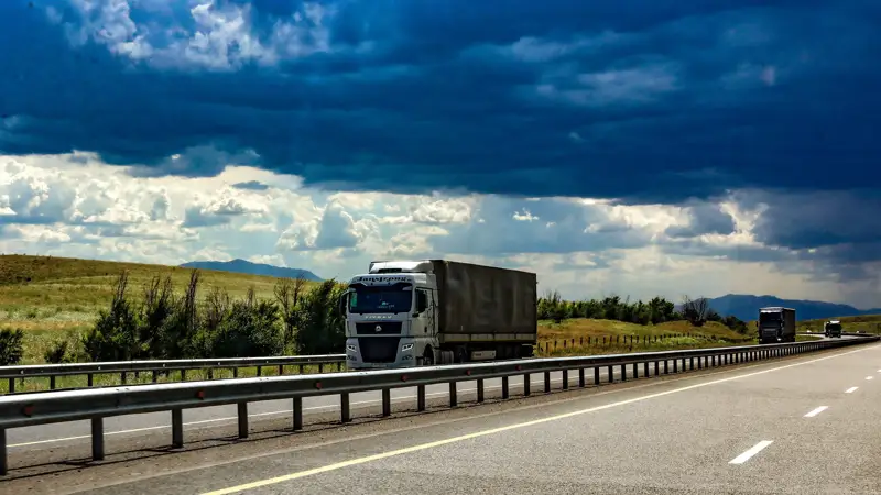 грузовые авто Жүк көліктері трасса дорога тас жол