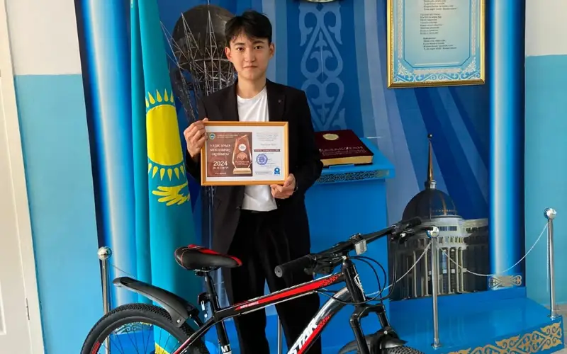  Мақсат Өмірболатов 