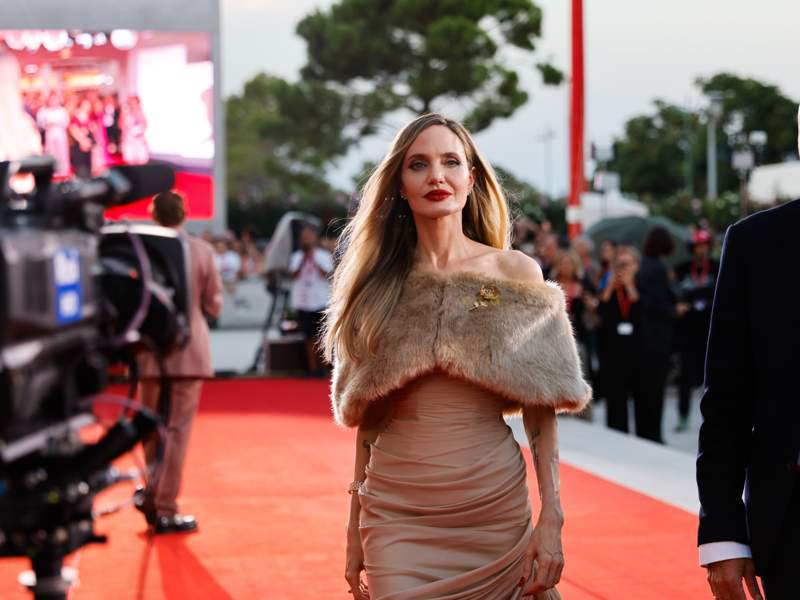Angelina Jolie Angelina Jolie