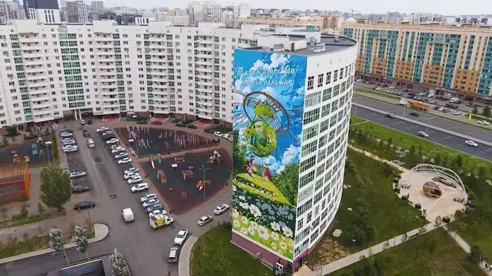 40-метровый мурал, посвященный экоакции «Таза Казахстан» появился в Астане 