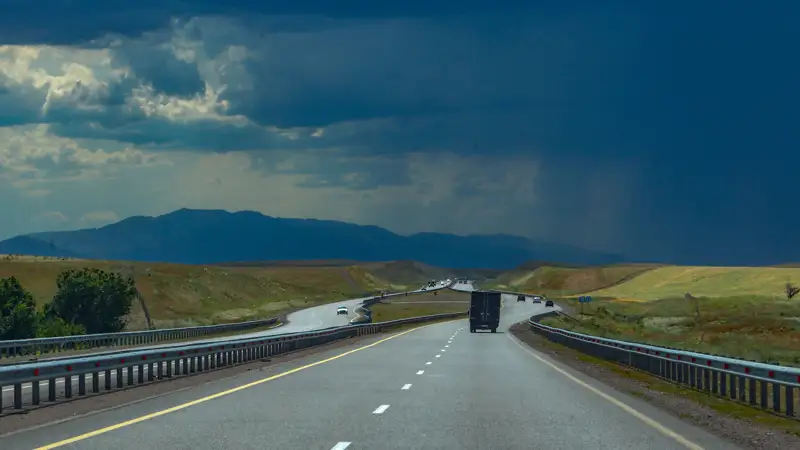 грузовые авто Жүк көліктері трасса дорога тас жол