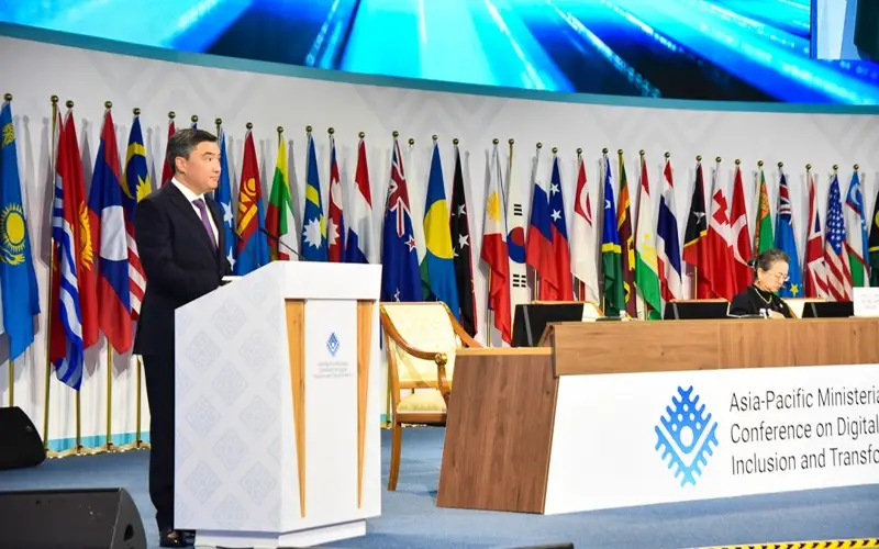 Олжас Бектенов