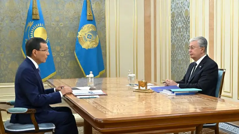 Президент Орталық сайлау комиссиясының төрағасы Нұрлан Әбдіровті қабылдады