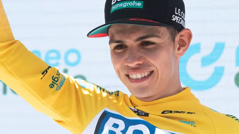 Colombian rider Sergio Higuita moves to Astana Qazaqstan Team