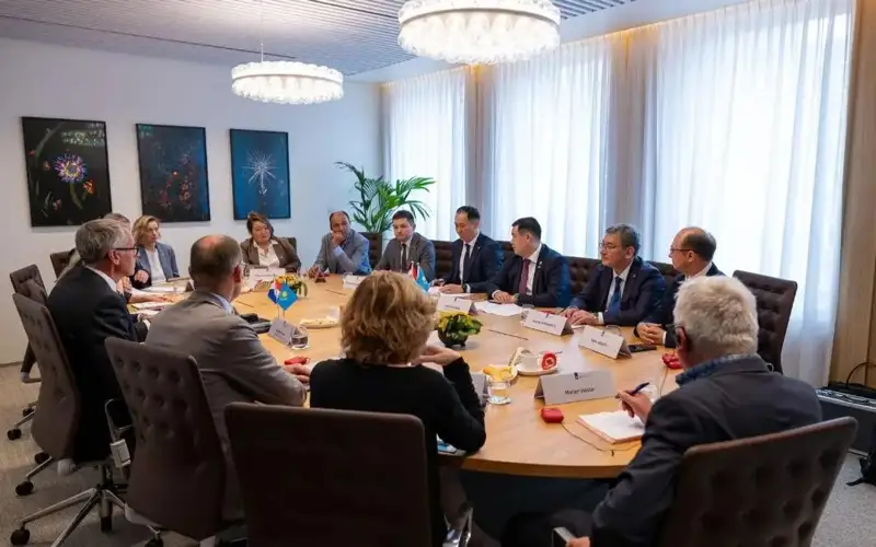 Қозоғистон-Нидерландия