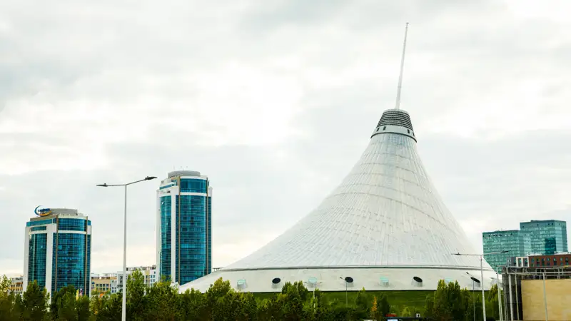 Хан Шатыр Астана
