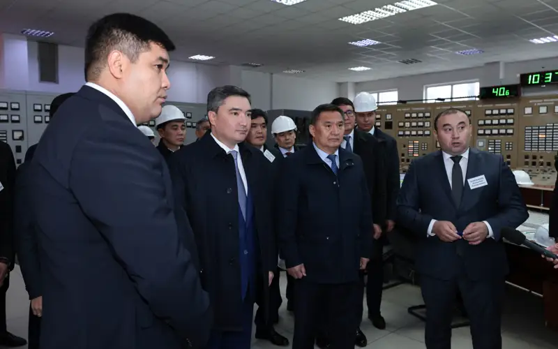 Олжас Бектенов оценил подготовку объектов к отопительному сезону в Акмолинской области 