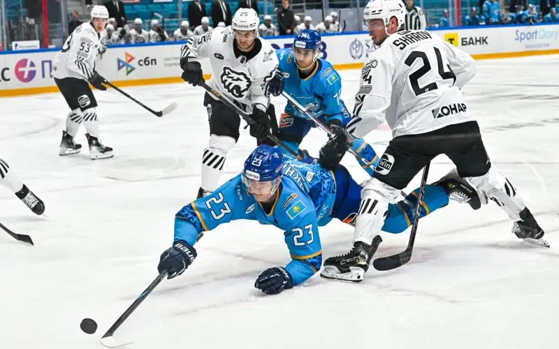 Астанинский «Барыс» потерпел второе подряд поражение на старте сезона КХЛ