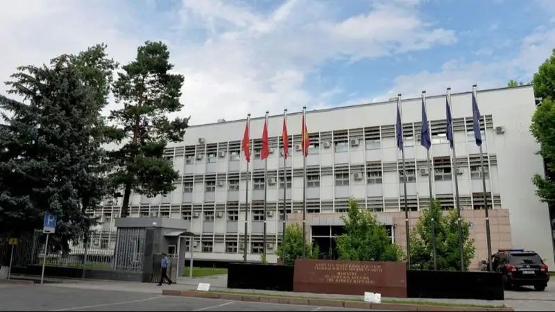 吉尔吉斯斯坦外交部：塔利班已从被禁组织名单中删除