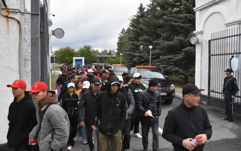 Свыше 3 тысяч наркограффити закрасили волонтеры Темиртау