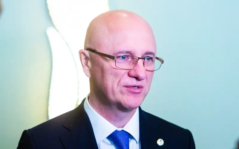 Роман Скляр