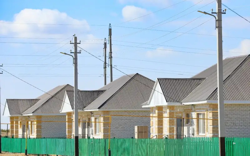 Жители селе Кумсай Актюбинской области получили ключи от новых домов