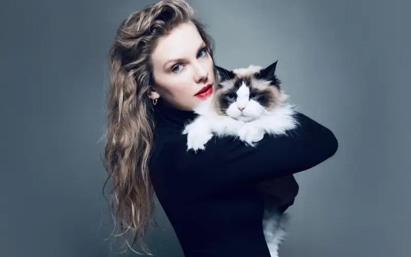 Тейлор Свифт