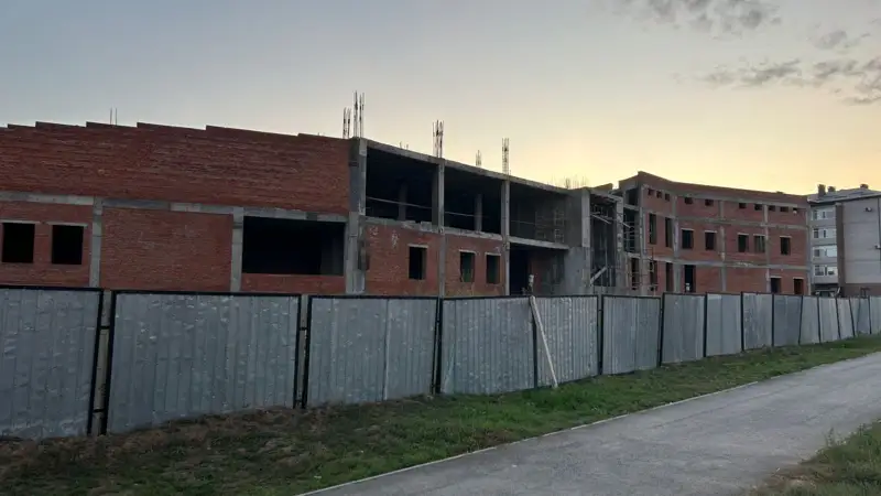 Ақтөбеде дене мүмкіндігі шектеулі адамдарға арналған спорт кешенінің құрылысы тоқтап тұр