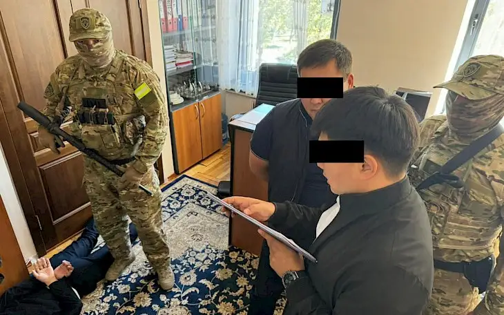 За подделку документов задержан консультант депутата Жогорку Кенеша Кыргызстана