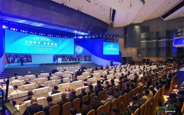 Министр обороны Казахстана провел встречу с зампредседателя ЦВС КНР 