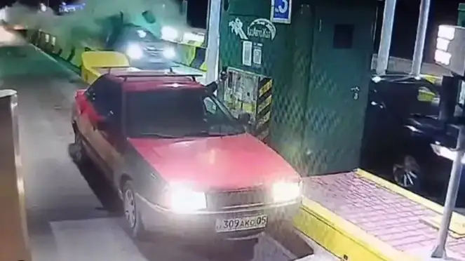 авария на платном терминале