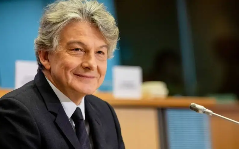 Тьерри Бретон 