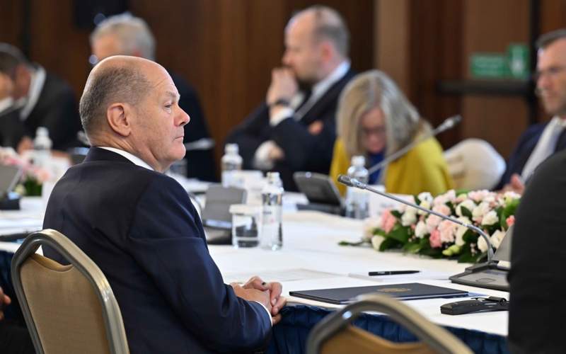 Глава государства встретился с капитанами бизнеса Германии Глава государства встретился с капитанами бизнеса Германии