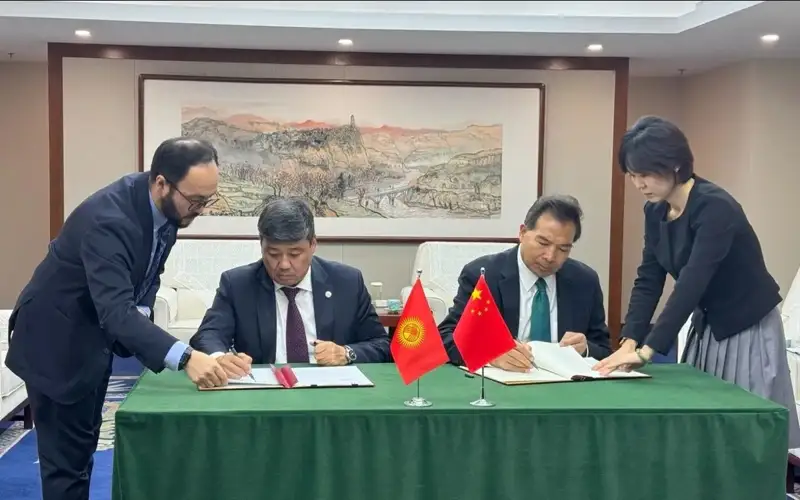 Хитой Қирғизистонга 200 миллион юан миқдорида грант ажратади