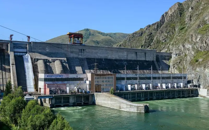 сброс воды из Бухтарминского водохранилища начнется в конце сентября