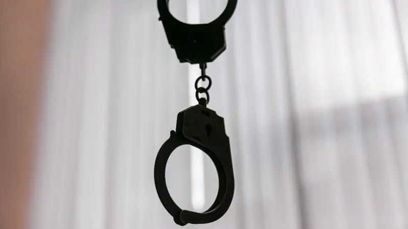 Преступление Қылмыс наручники задержания Кісен ұсталды МВД РК ҚР ІІМ