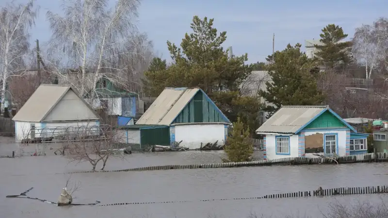 Бу йилги сув тошқинлари 120 минг кишининг ҳаётига таъсир кўрсатди