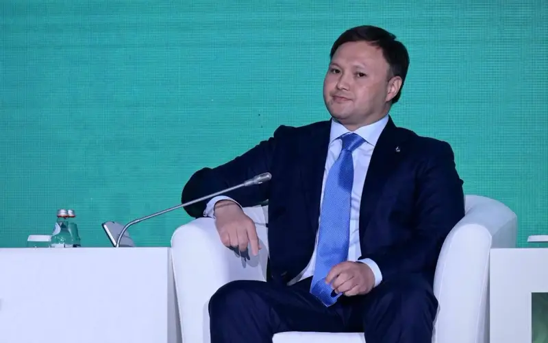 Асхат Хасенов