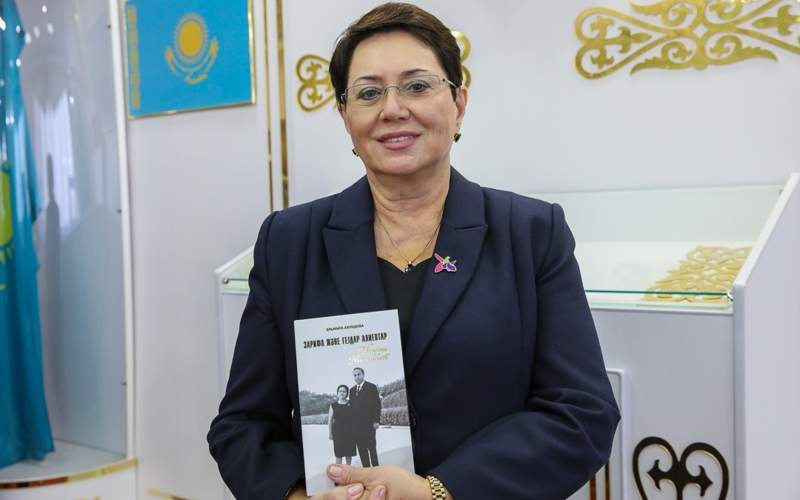 Эльмира Ахундова Эльмира Ахундова