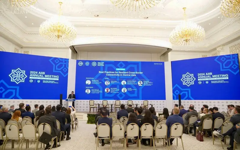 AIIB hosts session on Central Asia's cross-border connectivity in Samarkand