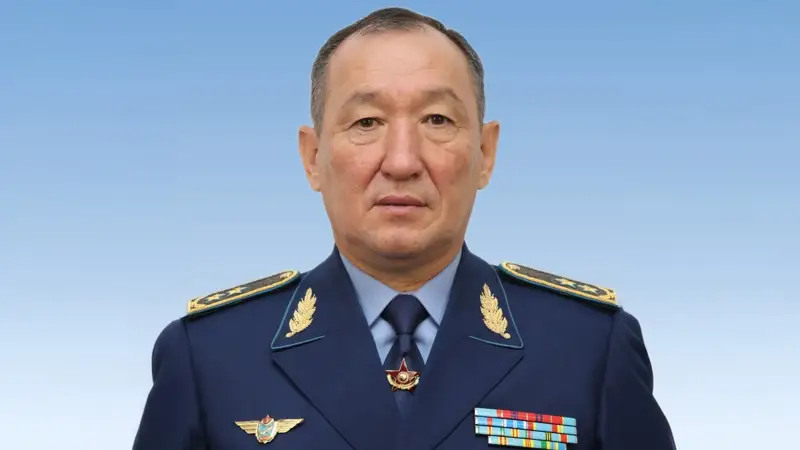 Dáýren Qosanov