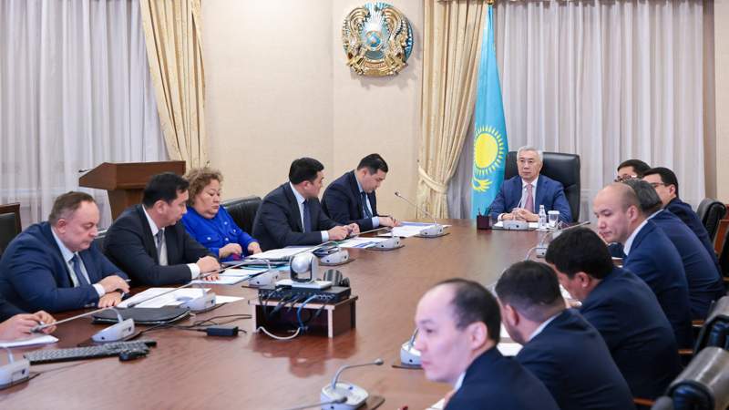 оперштаб по уборочной кампании под председательством вице-премьера Серика Жумангарина оперштаб по уборочной кампании под председательством вице-премьера Серика Жумангарина