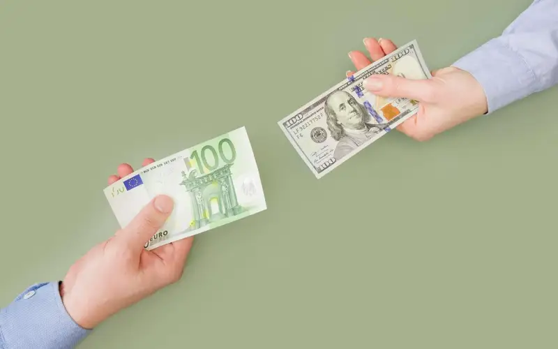 валюта доллар евро 